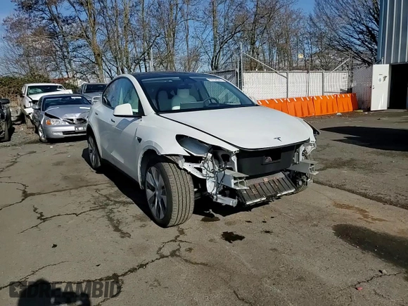 2023 Tesla Model Y Long Range with VIN 7SAYGDEE5PF831826, listed as a Copart auction lot 43752525 with 22,337 mi miles and Salvage Title. Bid and sale history available at DreamBid. Image 11.