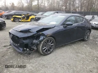 2019 Mazda Mazda3 Hatchback with VIN JM1BPAJM3K1136521, listed as a Copart auction lot 81676234 with 80,461 mi miles and Salvage Title. Bid and sale history available at carsss.com. Image 1.