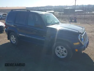 2006 Jeep Liberty Sport with VIN 1J4GL48K26W214748, listed as a IAAI auction lot 41875513 with 105,941 mi miles. Bid and sale history available at carsss.com. Image 1.