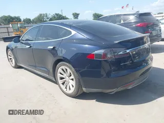 2013 Tesla Model S Performance с VIN 5YJSA1CP7DFP25848, выставлен на аукционе IAAI как лот 42511007 с пробегом 144 321 миль миль и . История ставок и продаж доступна на DreamBid. Изображение 3.
