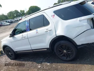 2018 Ford Explorer XLT с VIN 1FM5K8D8XJGB73785, выставлен на аукционе IAAI как лот 42380604 с пробегом 84 661 миль миль и . История ставок и продаж доступна на DreamBid. Изображение 15.