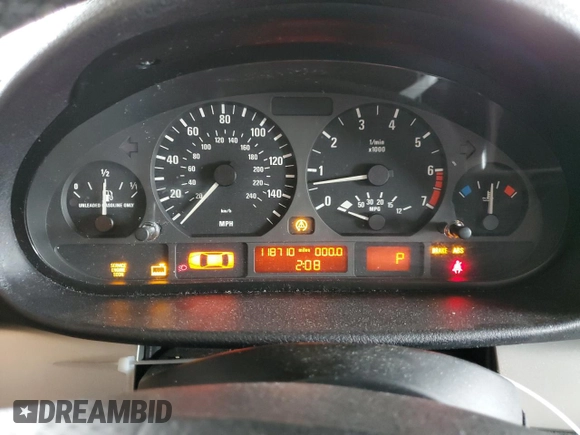 2002 BMW 3 Series 325i with VIN WBAET37452NG79633, listed as a Copart auction lot 44743375 with 118,710 mi miles and Clean Title. Bid and sale history available at carsss.com. Image 9.