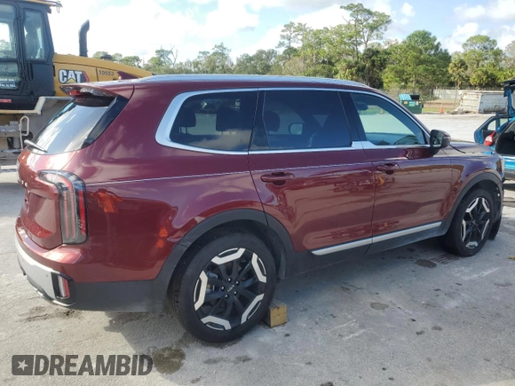 2024 Kia Telluride EX with VIN 5XYP34GC3RG554511, listed as a Copart auction lot 80327014 with 3,006 mi miles and Salvage Title. Bid and sale history available at DreamBid. Image 3.