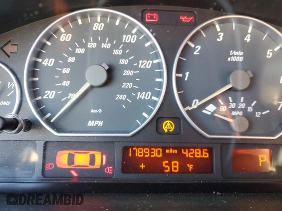 2002 BMW 3 Series 330Ci with VIN WBABS53462JU91473, listed as a Copart auction lot 42807925 with 178,930 mi miles and Salvage Title. Bid and sale history available at carsss.com. Image 9.