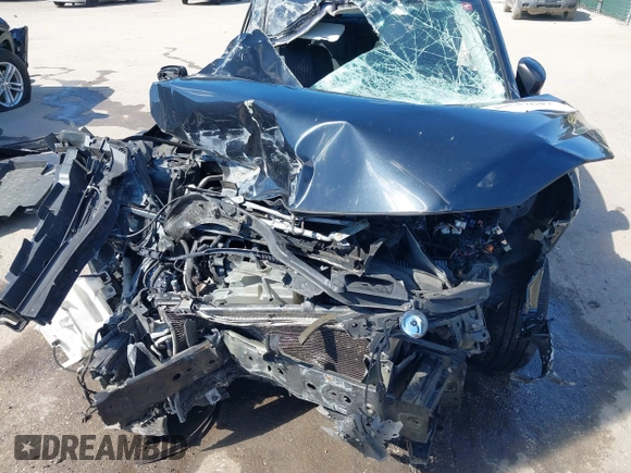 2015 Mazda Mazda3 i Touring with VIN 3MZBM1V77FM126870, listed as a IAAI auction lot 40547647 with 146,901 mi miles. Bid and sale history available at carsss.com. Image 17.