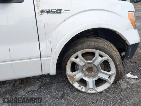2011 Ford F-150 Lariat with VIN 1FTFW1E63BFB80098, listed as a IAAI auction lot 42038087 with 243,992 mi miles. Bid and sale history available at carsss.com. Image 22.