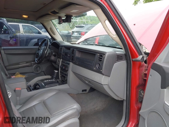 2006 Jeep Commander with VIN 1J8HG48K36C318982, listed as a IAAI auction lot 42344756 with 203,838 mi miles and . Bid and sale history available at DreamBid. Image 5.