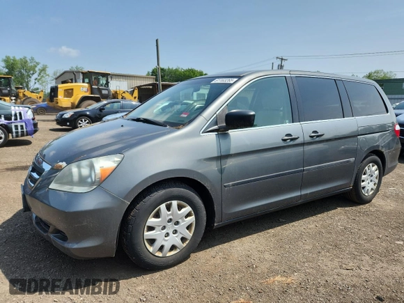 2007 Honda Odyssey LX z VIN 5FNRL38257B011710, wystawiony jako Copart lot #61163265 z przebiegiem 196 575 mil mil oraz Czysty tytuł • Clean title. Historia ofert i sprzedaży dostępna na DreamBid. Obrazek 1.