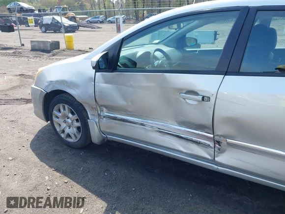 2010 Nissan Sentra 2.0 with VIN 3N1AB6AP1AL673318, listed as a IAAI auction lot 42159751 with 112,567 mi miles and . Bid and sale history available at DreamBid. Image 6.
