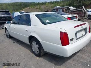 2004 Cadillac DeVille with VIN 1G6KD54YX4U181779, listed as a IAAI auction lot 41951837 with 1 mi miles. Bid and sale history available at carsss.com. Image 3.