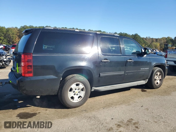 2010 Chevrolet Suburban LS with VIN 1GNUCHE02AR203315, listed as a Copart auction lot 82973604 with 265,282 mi miles and Clean Title. Bid and sale history available at carsss.com. Image 3.