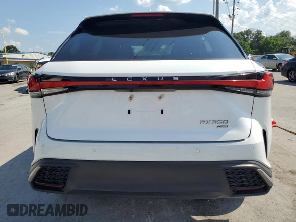 2023 Lexus RX 350 z VIN 2T2BAMCA0PC020343, wystawiony jako Copart lot #62514395 z przebiegiem Nie podano mil oraz Szkoda całkowita • Salvage title. Historia ofert i sprzedaży dostępna na DreamBid. Obrazek 6.
