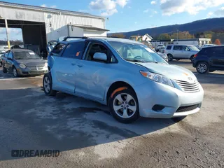 2017 Toyota Sienna LE Auto Access Seat with VIN 5TDKZ3DC5HS834410, listed as a IAAI auction lot 40727535 with 64,374 mi miles and . Bid and sale history available at DreamBid. Image 1.