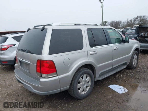 2004 Lincoln Aviator Luxury with VIN 5LMEU68H64ZJ32214, listed as a IAAI auction lot 41641566 with 203,674 mi miles and . Bid and sale history available at DreamBid. Image 4.