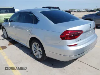 2018 Volkswagen Passat 2.0T SE with VIN 1VWBA7A3XJC045113, listed as a IAAI auction lot 41814006 with 59,095 mi miles. Bid and sale history available at carsss.com. Image 3.