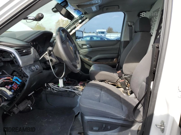 2020 Chevrolet Tahoe Commercial with VIN 1GNSKDEC5LR121594, listed as a Copart auction lot 82779484 with 32,019 mi miles and Salvage Title. Bid and sale history available at carsss.com. Image 7.