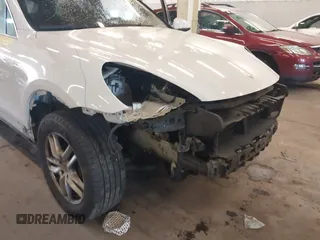 2016 Porsche Cayenne with VIN WP1AA2A26GLA10357, listed as a IAAI auction lot 41370956 with 96,026 mi miles. Bid and sale history available at carsss.com. Image 19.