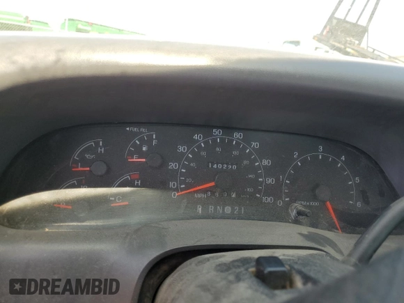 1999 Ford F-250 XL with VIN 1FTNF21L2XEE17853, listed as a Copart auction lot 58869285 with 140,220 mi miles and Clean title. Bid and sale history available at DreamBid. Image 9.