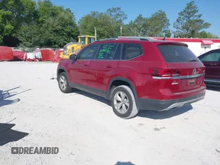 2018 Volkswagen Atlas SE with VIN 1V2DR2CA5JC521950, listed as a IAAI auction lot 42057467 with 99,750 mi miles and . Bid and sale history available at DreamBid. Image 3.