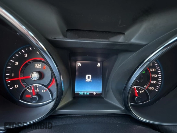 2016 Chevrolet SS with VIN 6G3F25RW2GL208949, listed as a Copart auction lot 60361885 with 35,219 mi miles and Salvage title. Bid and sale history available at DreamBid. Image 8.