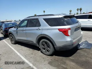 2020 Ford Explorer XLT z VIN 1FMSK8DH4LGB31585, wystawiony jako Copart lot #56982185 z przebiegiem 36 117 mil mil oraz Szkoda całkowita • Salvage title. Historia ofert i sprzedaży dostępna na DreamBid. Obrazek 2.
