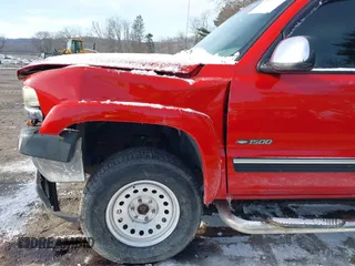 2002 Chevrolet Silverado 1500 LS with VIN 1GCEK19T42Z227273, listed as a IAAI auction lot 41595432 with 247,934 mi miles and . Bid and sale history available at DreamBid. Image 12.