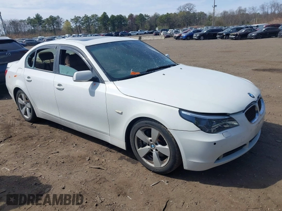 2007 BMW 5 Series 530xi with VIN WBANF73537CU26484, listed as a IAAI auction lot 42060808 with 164,727 mi miles and . Bid and sale history available at carsss.com. Image 1.