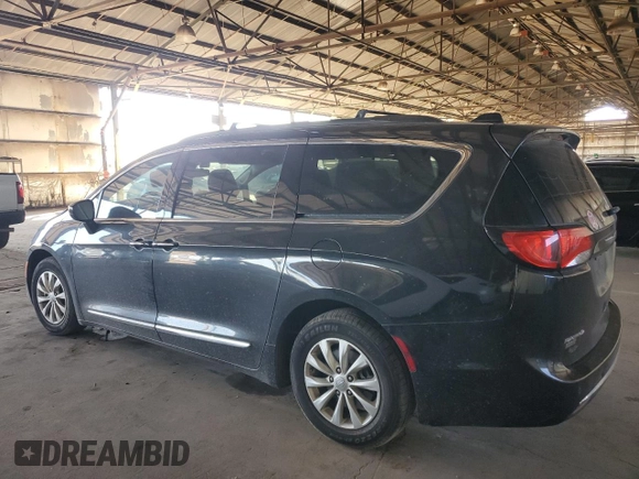 2017 Chrysler Pacifica Touring L z VIN 2C4RC1BG5HR795613, wystawiony jako Copart lot #79844814 z przebiegiem 114 720 mil mil oraz Szkoda całkowita • Salvage title. Historia ofert i sprzedaży dostępna na DreamBid. Obrazek 2.