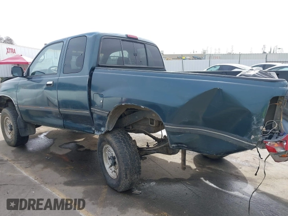 1996 Toyota T100 SR5 z VIN JT4UN24D7T0029477, wystawiony jako IAAI lot #41484412 z przebiegiem 260 843 mil mil oraz . Historia ofert i sprzedaży dostępna na DreamBid. Obrazek 18.