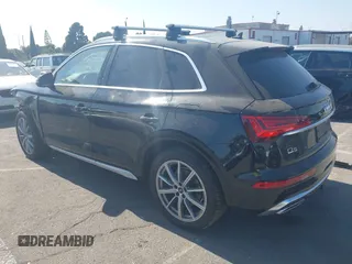 2021 Audi Q5 Premium Plus z VIN WA1E2AFY6M2060131, wystawiony jako IAAI lot #42484535 z przebiegiem 27 220 mil mil oraz . Historia ofert i sprzedaży dostępna na DreamBid. Obrazek 3.