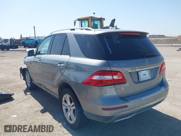 2015 Mercedes-Benz M 350 with VIN 4JGDA5JB8FA562500, listed as a IAAI auction lot 41932318 with 117,512 mi miles and . Bid and sale history available at DreamBid. Image 3.