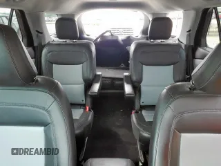 2022 Ford Explorer XLT z VIN 1FMSK7DH0NGC47671, wystawiony jako Copart lot #54669975 z przebiegiem 36 271 mil mil oraz Czysty tytuł • Clean title. Historia ofert i sprzedaży dostępna na DreamBid. Obrazek 10.