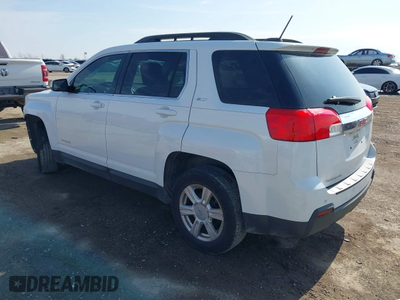 2015 GMC Terrain SLT z VIN 2GKALSEKXF6303261, wystawiony jako IAAI lot #41587386 z przebiegiem 132 260 mil mil oraz . Historia ofert i sprzedaży dostępna na DreamBid. Obrazek 3.