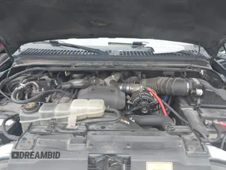 2001 Ford Excursion Limited z VIN 1FMSU43FX1EA39618, wystawiony jako IAAI lot #42519412 z przebiegiem 240 439 mil mil oraz . Historia ofert i sprzedaży dostępna na DreamBid. Obrazek 10.