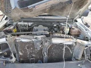 2008 Ford F-150 XL with VIN 1FTRF14V68KD58687, listed as a Copart auction lot 84562064 with 189,533 mi miles and Salvage Title. Bid and sale history available at carsss.com. Image 12.