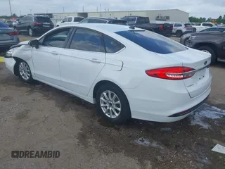 2018 Ford Fusion S z VIN 3FA6P0G71JR166706, wystawiony jako IAAI lot #42275722 z przebiegiem 33 752 mil mil oraz . Historia ofert i sprzedaży dostępna na DreamBid. Obrazek 3.