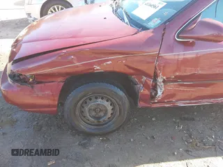 1996 Nissan Sentra XE z VIN 1N4AB41D7TC770549, wystawiony jako IAAI lot #41160561 z przebiegiem 180 485 mil mil oraz . Historia ofert i sprzedaży dostępna na DreamBid. Obrazek 6.