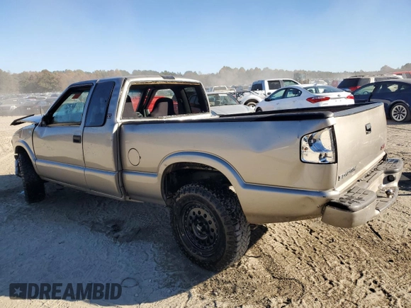 2000 GMC Sonoma SLS with VIN 1GTDT19W8Y8172036, listed as a Copart auction lot 77854974 with Not Provided miles and Salvage Title. Bid and sale history available at DreamBid. Image 2.