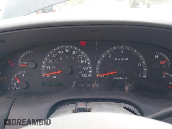 2003 Ford F-150 XL z VIN 1FTRX18W93NB69541, wystawiony jako IAAI lot #42216275 z przebiegiem 187 378 mil mil oraz . Historia ofert i sprzedaży dostępna na DreamBid. Obrazek 7.