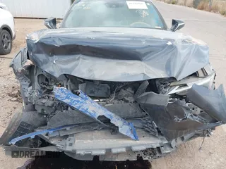 2021 Lexus IS 300 z VIN JTHC81F21M5046836, wystawiony jako IAAI lot #42191966 z przebiegiem 41 806 mil mil oraz . Historia ofert i sprzedaży dostępna na DreamBid. Obrazek 6.