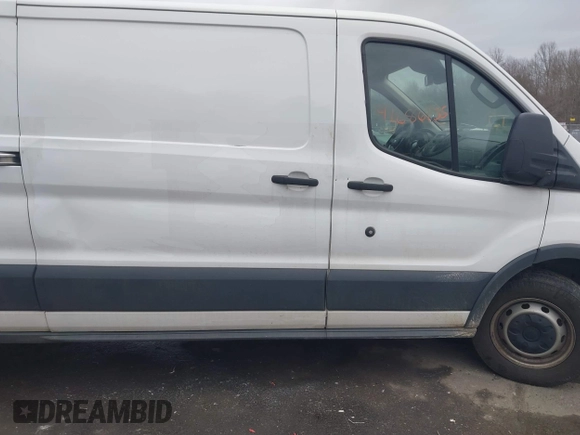 2018 Ford Transit with VIN 1FTYR2YM8JKA04248, listed as a IAAI auction lot 41686135 with 204,019 mi miles and . Bid and sale history available at DreamBid. Image 13.