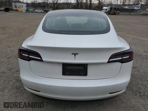 2020 Tesla Model 3 Standard Range Plus z VIN 5YJ3E1EA2LF645406, wystawiony jako Copart lot #52493395 z przebiegiem 102 126 mil mil oraz Szkoda całkowita • Salvage title. Historia ofert i sprzedaży dostępna na DreamBid. Obrazek 6.