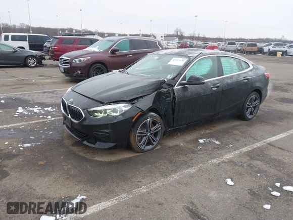 2022 BMW 2 Series 228i xDrive with VIN WBA73AK08N7J88884, listed as a IAAI auction lot 41537616 with 30,610 mi miles. Bid and sale history available at carsss.com. Image 6.