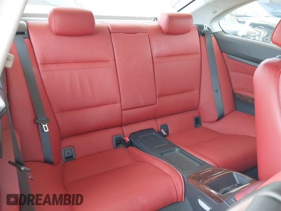 2009 BMW 3 Series 328i with VIN WBAWV13539P122930, listed as a IAAI auction lot 41970289 with 54,151 mi miles and . Bid and sale history available at DreamBid. Image 8.