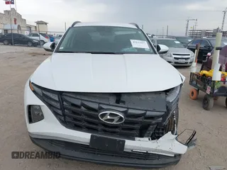 2024 Hyundai Tucson SEL with VIN 5NMJB3DE7RH427985, listed as a IAAI auction lot 42113557 with 18,181 mi miles. Bid and sale history available at carsss.com. Image 12.
