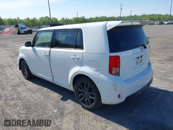 2013 Scion xB with VIN JTLZE4FE0DJ045236, listed as a IAAI auction lot 42132654 with 1 mi miles. Bid and sale history available at carsss.com. Image 3.