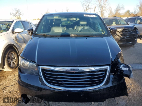 2014 Chrysler Town & Country S with VIN 2C4RC1HG7ER191693, listed as a Copart auction lot 75534013 with 136,231 mi miles and Salvage Title. Bid and sale history available at DreamBid. Image 5.