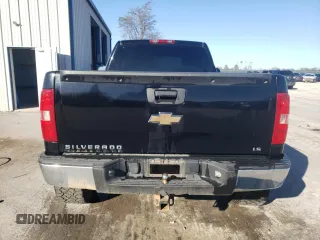 2007 Chevrolet Silverado 1500 1LT with VIN 1GCEK14007Z568223, listed as a Copart auction lot 79881904 with Not Provided miles and Salvage Title. Bid and sale history available at DreamBid. Image 6.