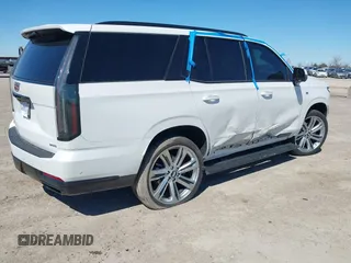 2025 Cadillac Escalade 4WD Sport Platinum with VIN 1GYS9GRL7SR114980, listed as a IAAI auction lot 41734072 with 1,780 mi miles and . Bid and sale history available at DreamBid. Image 4.
