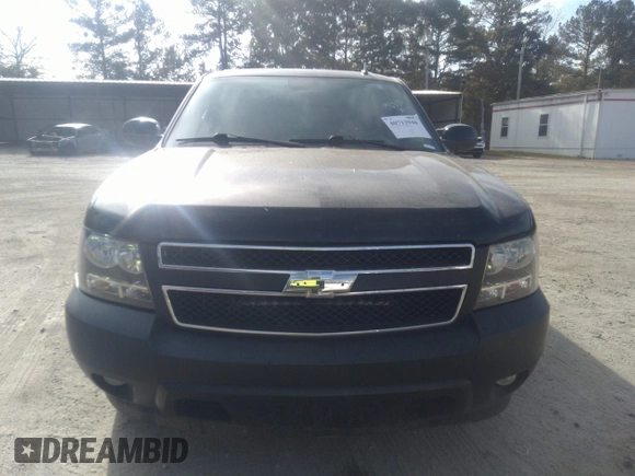 2010 Chevrolet Suburban LT with VIN 1GNUCJE01AR196820, listed as a IAAI auction lot 40713946 with 234,838 mi miles and . Bid and sale history available at DreamBid. Image 12.
